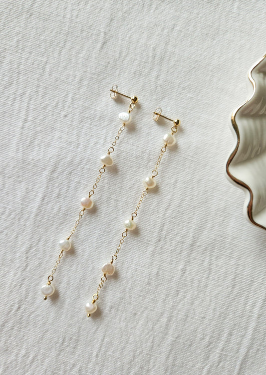 Aaliyah Freshwater Pearl Earrings