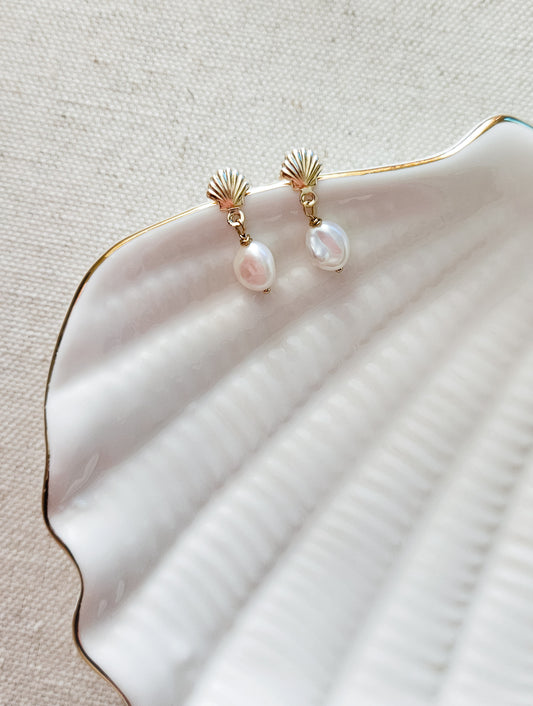 Scallop Stud Dangle Pearl Earrings